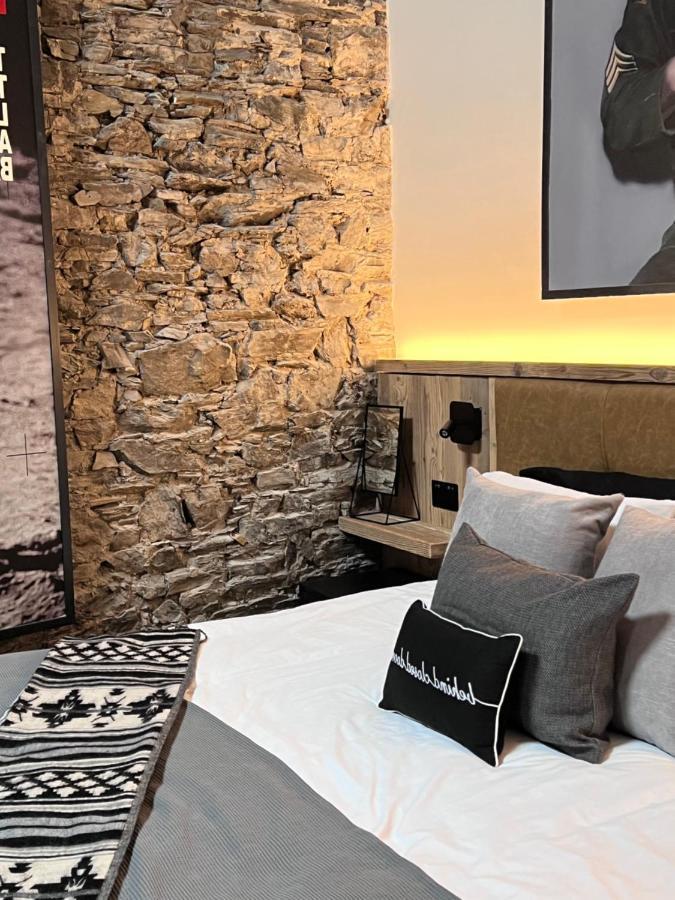 Loft 11 Stunning Luxury Nyc Loft Style Interior Designed 2Bd Apartment Excellent City Centre Location Mezzanine Cinema Room Designer Furniture Amazing Space Дуглас Екстер'єр фото